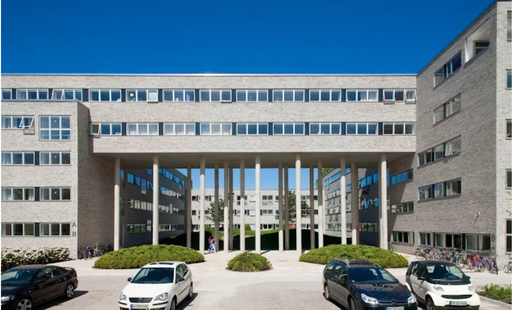 Constructor-University